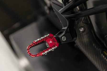 CNC Racing Passagier voetsteunen set 'Touring' voor Ducati