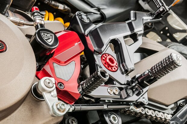 CNC Racing Drukzuiger koppeling voor Ducati
