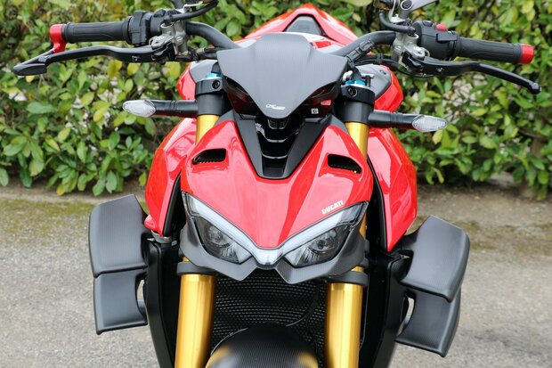 CNC Racing Flyscreen Carbon voor Ducati