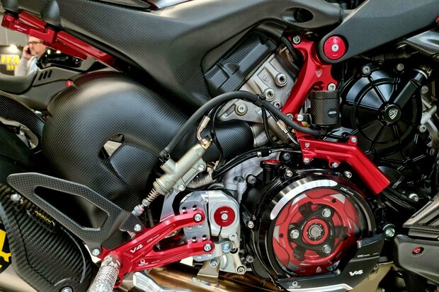 CNC Racing Motorblok montagesteun voor Ducati
