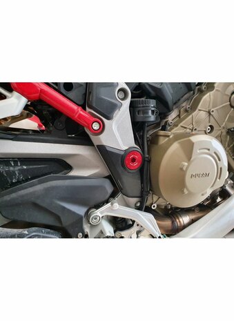 CNC Racing Achterbrug boutenset voor Ducati